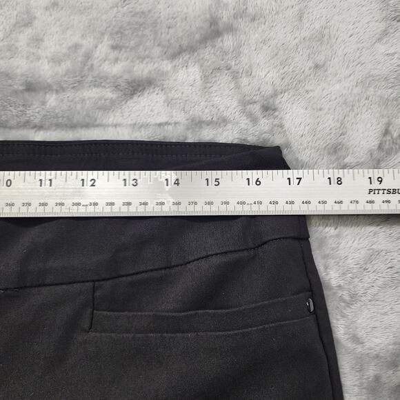Christopher & Banks Pants Womens 12 Black Signature Slimming Pull On Crop Capri - Picture 6 of 10